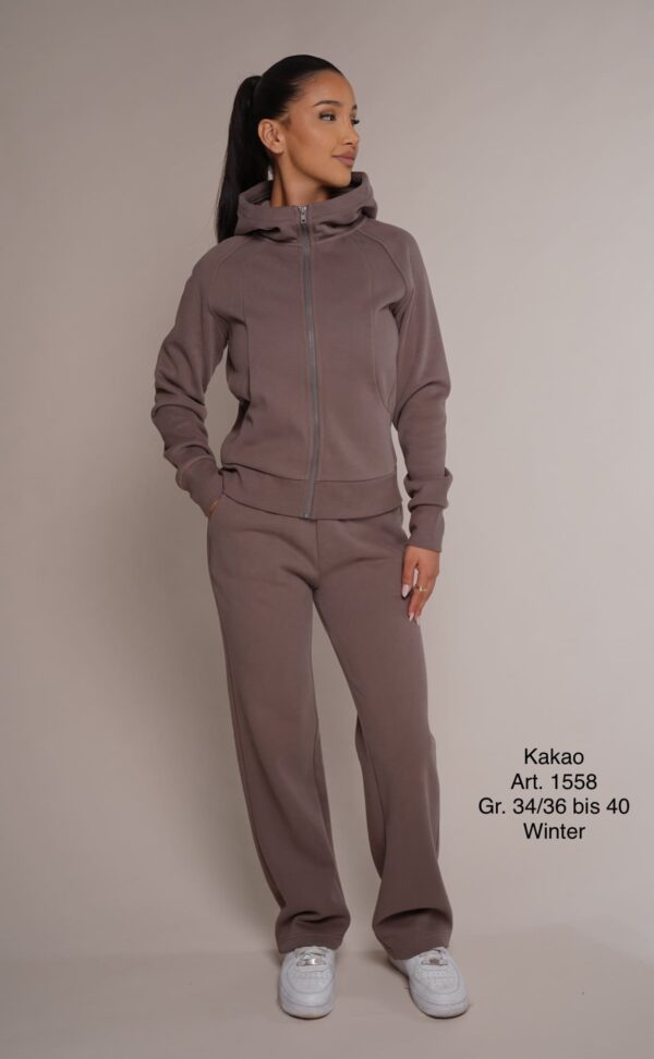 Winter 1558 | Freizeitanzug | Baumwolle | Kakaofarbe | tailliert | gerade Hose | Größen S, M, L