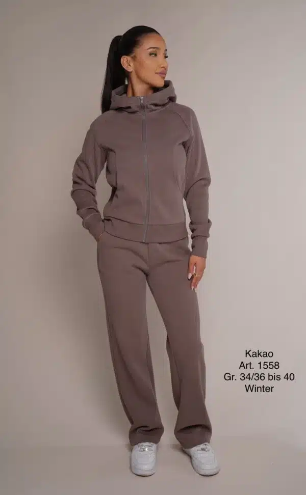 Winter 1558 | Freizeitanzug | Baumwolle | Kakaofarbe | tailliert | gerade Hose | Größen S, M, L