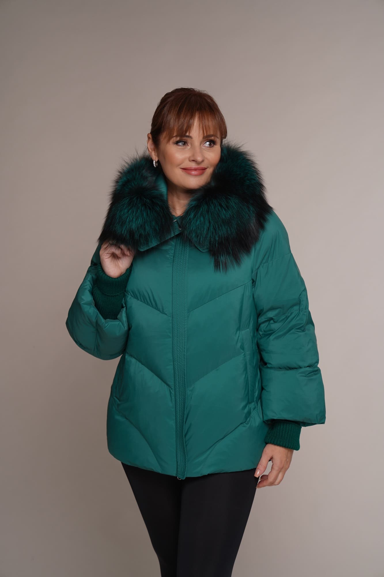 Art 2521 | Winterjacke | Damen | grün | superleicht | Fuchs | Kapuze | 38, 42, 46. DE-GR
