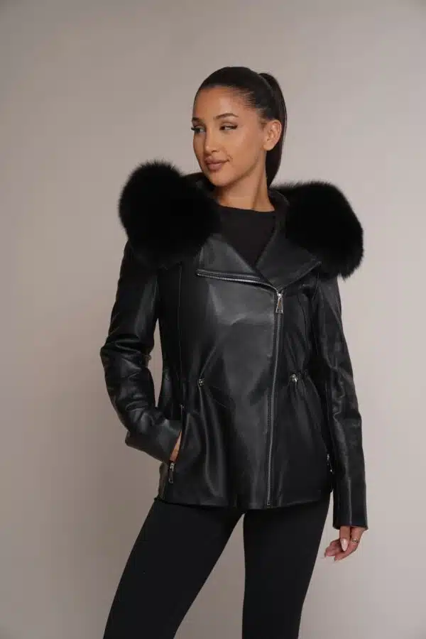 Art 2523 | Herbstjacke | KURZ | Damen | Leder | tailliert | Herbst | Polarfuchs | 34, 36, 38, 42. DE-GR