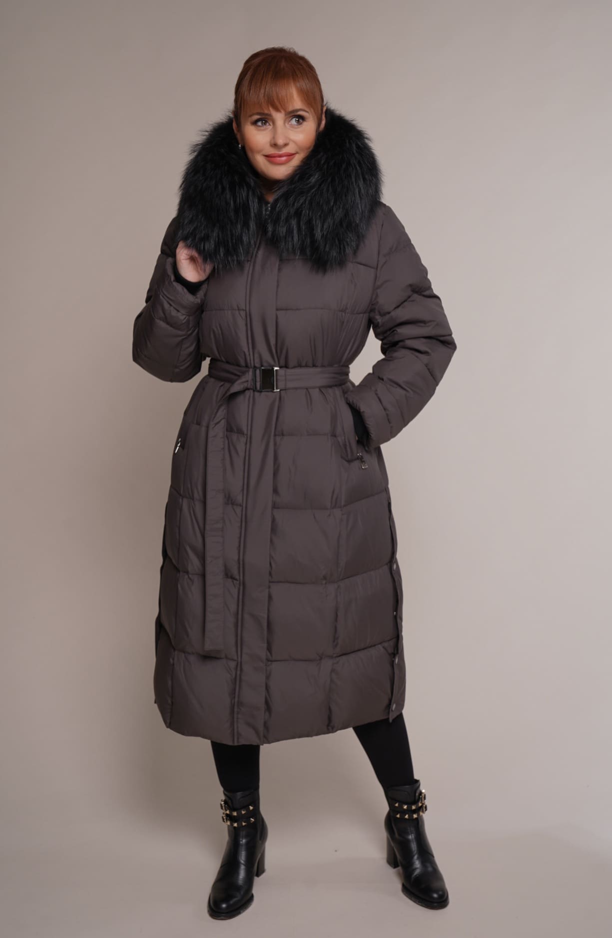 Art 6010 | Wintermantel | grau | Damen | LANG | tailliert | Waschbär | 42, 44, 46. DE-GR