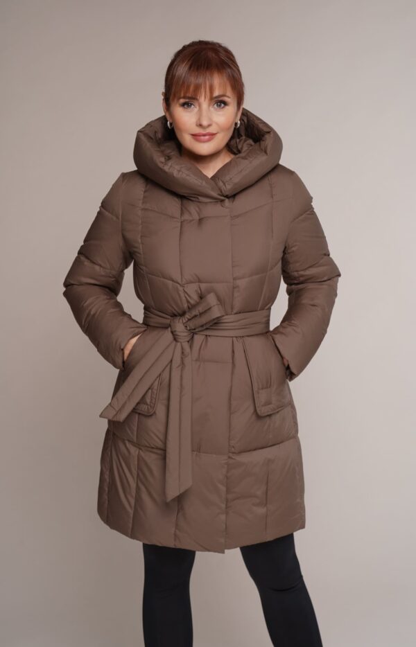 Art 7036 | Wintermantel | Damen | braun | mittellang | Gurt | Kapuze | 42. und 44. DE-GR