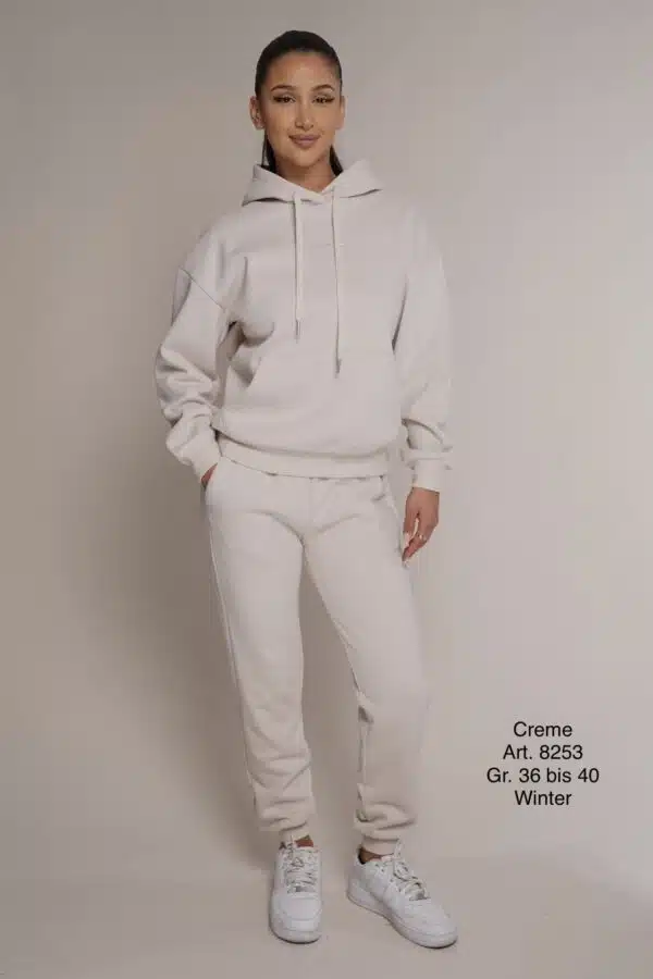 Winter 8253 | Freizeitanzug | Baumwolle | warm | Cremefarbe | Hosenbundband | Größen S, M, L