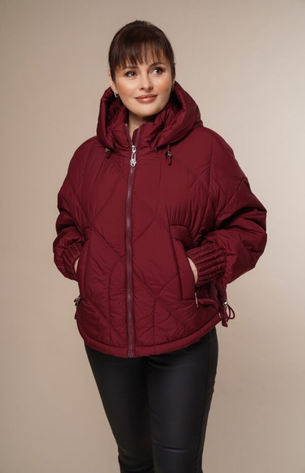 Art 006 | Steppjacke | Jacke | Damen | weinrot | Kapuze | Frühling | 40, 42, 44, 46. DE-GR